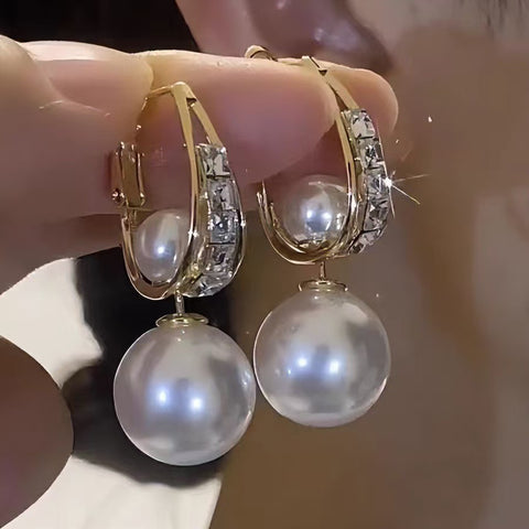 White luxury high bead earrings femininity light luxury fashion versatile retro French niche two wear simple new earrings