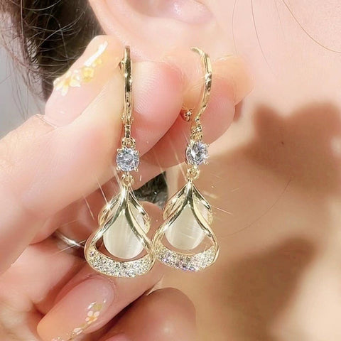 Premium purple new zircon geometric water drop earrings niche light luxury temperament showing face thin earrings earrings