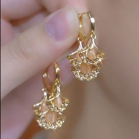 Temperament Fashion Versatile Light Luxury Simple Niche Design Show High Gentle Sweet Ginkgo Biloba Earrings Women