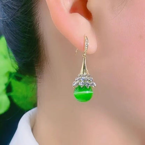 Green bead pendant earrings new Korean Internet celebrity high sense niche tassel temperament earrings