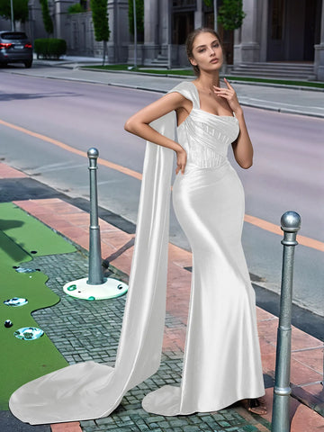 Langes Ballkleid aus Spitze mit One-Shoulder-Träger und Schleppe