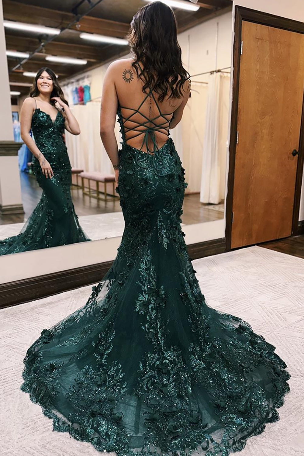 Dark Green Spaghetti Straps Mermaid Open Back Long Prom Dress with Appliques