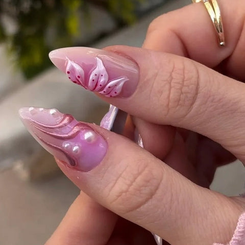 MAGLFELL Pink Stiletto NailsCarefully designed pure handmade press-on gel nails