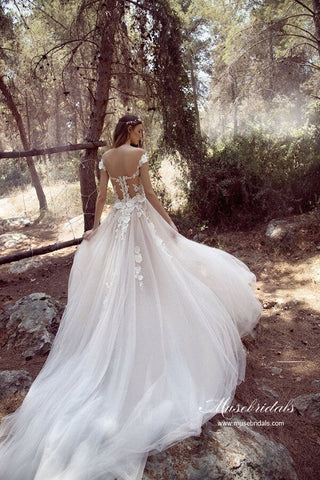 Romantic Tulle Ivory A-line Cap Sleeves Wedding Dresses, Bridal Gown