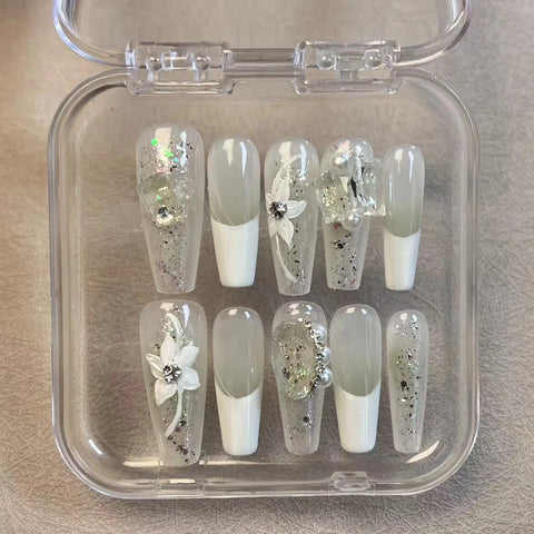 10pcs White French Press On Nails Flash Transparent Fake Nail Patchs With Glossy Diamond Designs Hand Painted Flower False Nails