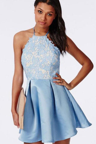 Hellblaues Neckholder-Kleid mit Bindeband und Applikationen, günstiges Homecoming-Kleid, Partykleid