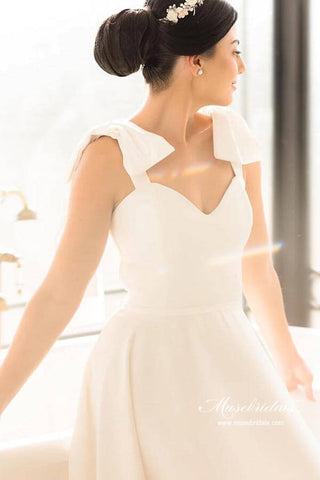 Satin A-line Sweetheart Court Train Wedding Dresses With Bowtie Straps