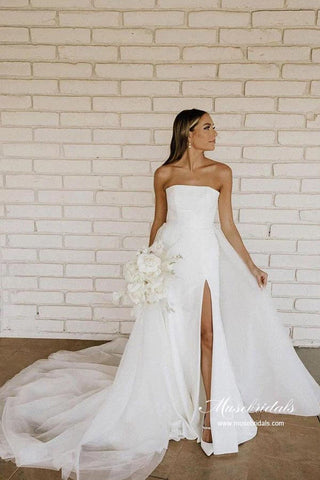 Satin Ballkleid Perlenbesetztes trägerloses schlichtes Hochzeitskleid mit Seitenschlitz