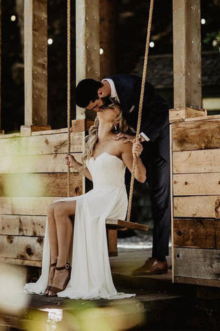 Simple Chiffon Lace A-line Sweetheart Strapless Beach Wedding Dress