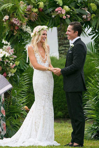 Simple Ivory Lace Country Wedding Dresses V-Neck Mermaid Wedding Dress