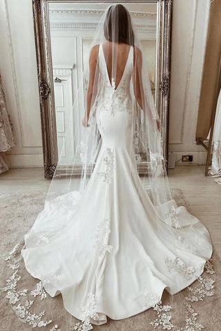 Stretch Satin Mermaid Deep V-neck Wedding Dress With Lace Appliques