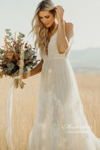 Stunning Tulle A-line V-neck Beach Wedding Dresses With Lace Appliques