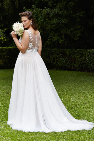 Tulle A-line Scoop Lace Appliques Plus Size Wedding Dress, Bridal Gown