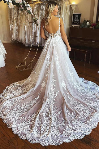 Tulle A-line Spaghetti Straps Backless Lace Appliques Wedding Dresses