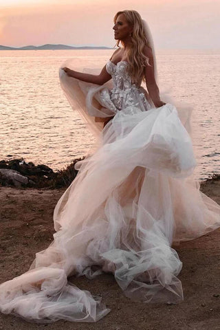 Tulle A-line Sweetheart Lace Appliques Bohemian Wedding Dresses
