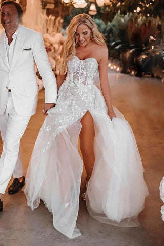 Tulle A-line Sweetheart Lace Appliques Bohemian Wedding Dresses