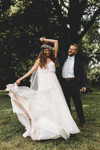 Tulle Lace A-line Spaghetti Straps Sweetheart Wedding Dresses With Train