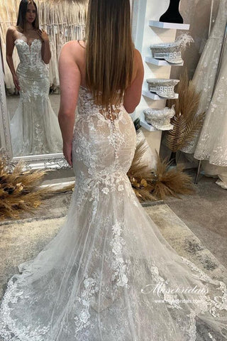 Tulle Mermaid Sweetheart Lace Appliques Wedding Dresses With Train