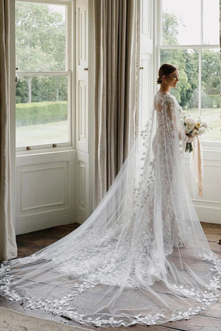 Tulle Sheath Sweetheart Neck Wedding Dresses With Floral Appliques