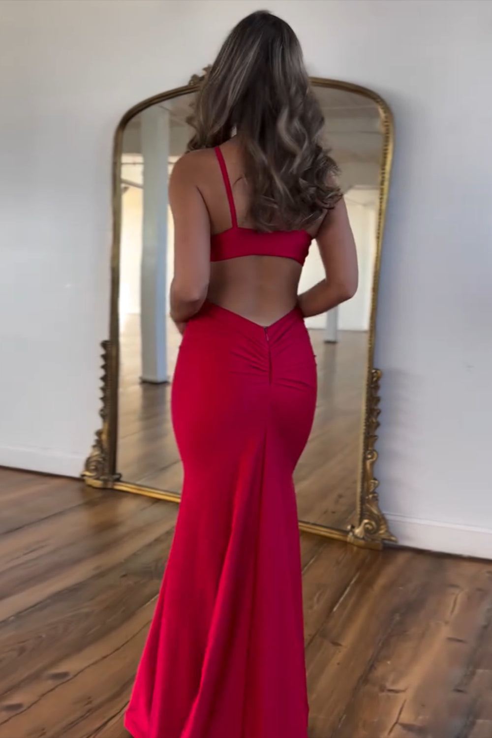 Trendy Red Spaghetti Straps Cut-out Mermaid Satin Long Prom Dress 