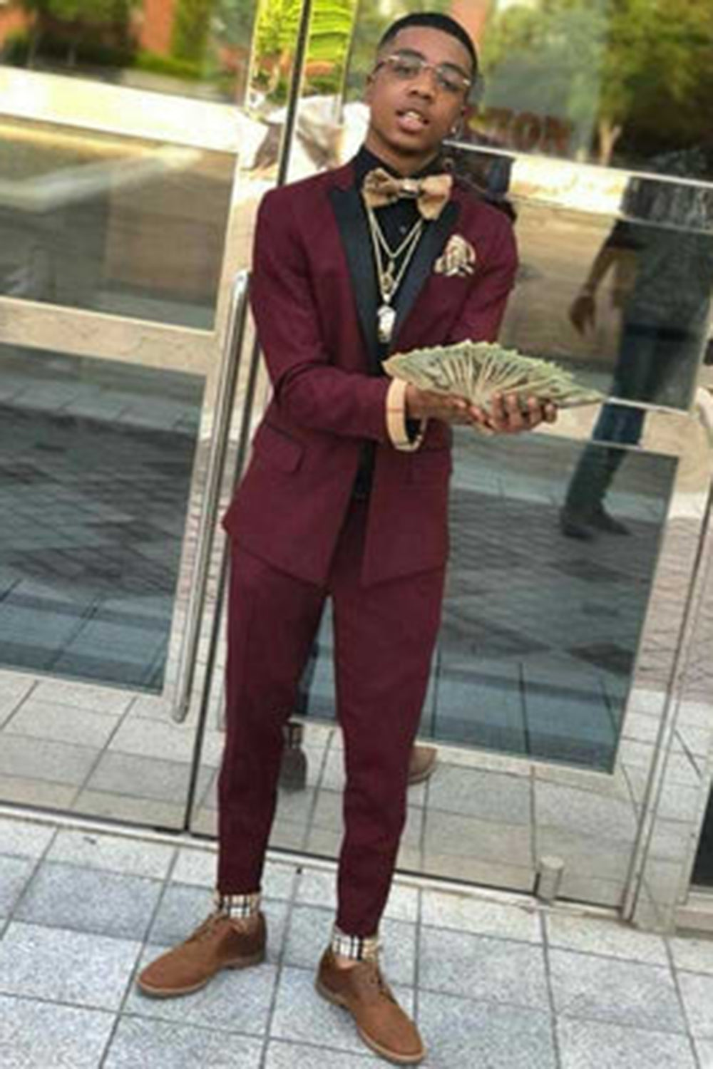 Burgundy Slim Fit Velvet 2 Pieces Black Notched Lapel Men's Prom Suits