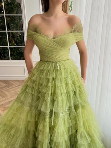 A-Linien-Ballkleid aus schulterfreiem Tüll