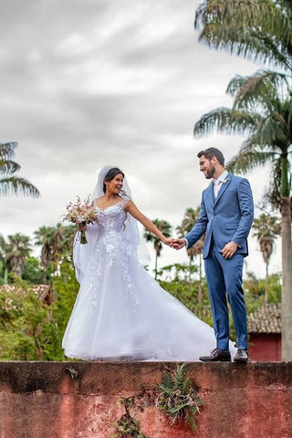 White A-line V-neck Wedding Dresses With Lace Appliques, Bridal Gown