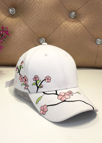 Neue Boho-Baseballkappe mit Blumenstickerei in Schwarz