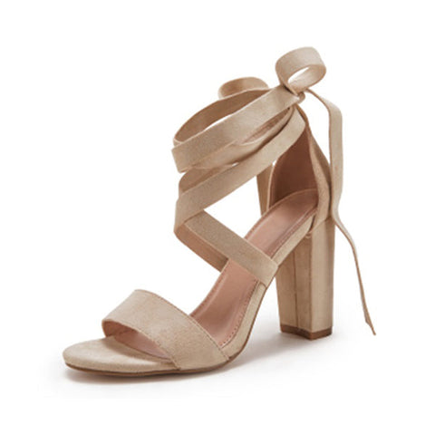 Sandalen mit Blockabsatz und Schnürung, offene Zehenpartie, Pumps mit Fesselriemchen