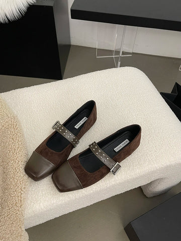Runde Kappe Damen Loafer Mary Janes 2024 Neuheiten Mode Wohnungen Schwarz Braun Beige Nieten Design Casual Täglichen Schuhe Frau 35-39
