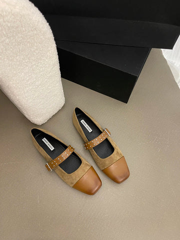 Runde Kappe Damen Loafer Mary Janes 2024 Neuheiten Mode Wohnungen Schwarz Braun Beige Nieten Design Casual Täglichen Schuhe Frau 35-39