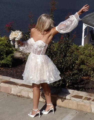 A-Linien-Heimkehrkleid mit Herzausschnitt