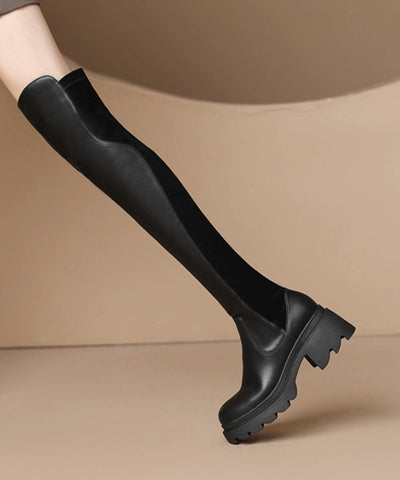 Stilvolle schwarze klobige Kniestiefel mit Reißverschluss