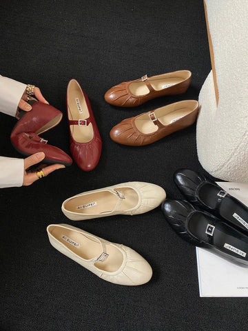 Round Toe Women Loafers 2024 New Arrivals Fashion Casual Low Flat Heeled White Brown Black Red Shallow Slip On Mary Janes 35-39