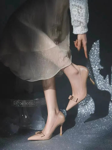 Naked Bow High Heels 2024 Summer New Style Celebrity Sharp Toe Lacquer Leather Thin Heels Shallow Mouth Single Shoes