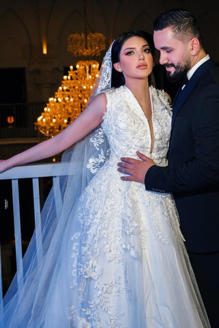 Princess Bridal Gown Sleeveless Long With Appliques