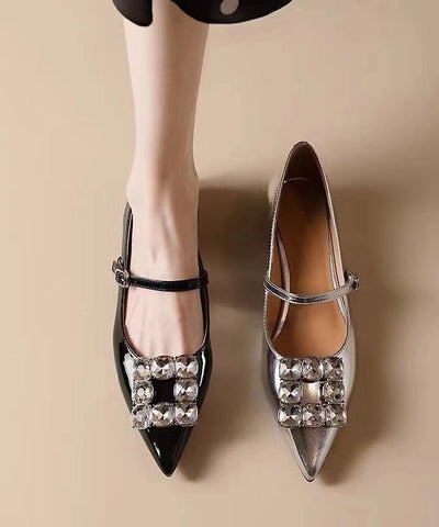 Schwarze flache Schuhe für Frauen Schnallenriemen Spitzschuh 2024 Neu