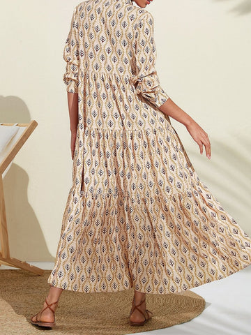 Bedrucktes, langärmliges Midikleid mit Einkerbungen