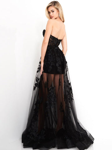 Schwarzes Gothic-Brautkleid A-Linie Bodenlang Trägerlos Ärmellos Spitze Brautkleid
