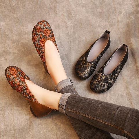 National Style Slip-On Round Toe Cowhide Casual Shoes