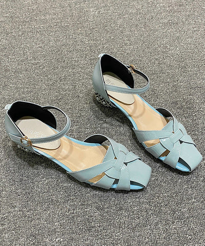 Elegante flache Sandalen mit ausgehöhltem Schnallenriemen Hellblau