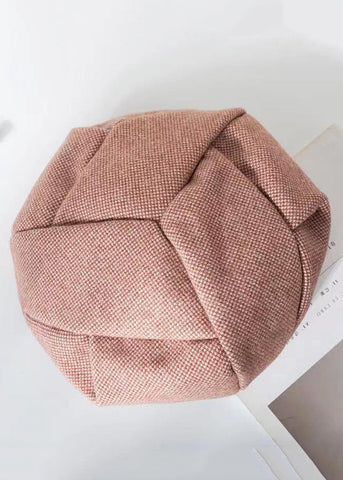 Stilvolle, vielseitige Baskenmütze in Dunkelbraun mit asymmetrischem Design