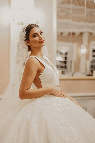 V-Neck Sleeveless Ball Gown Wedding Dress With Lace