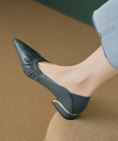 Edle flache Schuhe für Damen, schwarzes Rindsleder, spitze Zehenpartie