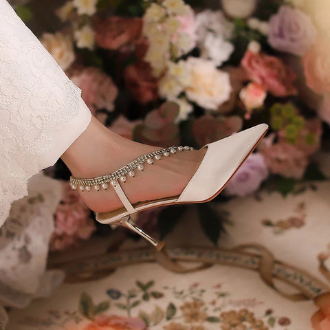 2024 Spring/Summer One line Wrap Head Sandals French Pearl Water Diamond White Wedding Shoes High Heels Slim Heels