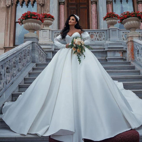 Sweetheart Ball Gown Satin Wedding Dress With Detachable Sleeves