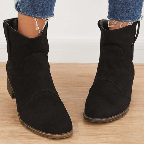 Westernstiefeletten aus Wildleder mit Blockabsatz und niedrigem Absatz