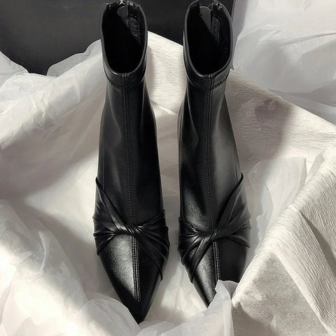 Modern Boots Patent Leather Designer Brand Luxury 2024 New Winter Ankel Boots Bow Wedding Party Dress Gladiator Women Shoes