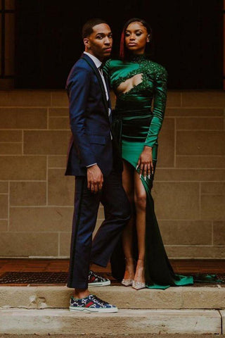 Chic Dark Green Appliques Front Split Formal DressesLong Sleevess