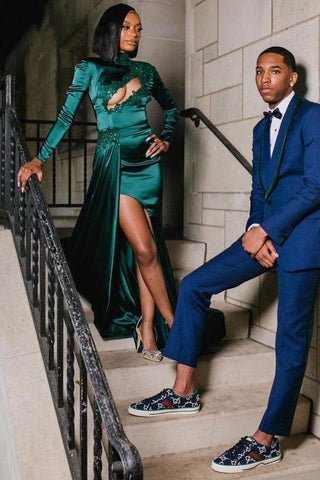 Chic Dark Green Appliques Front Split Formal DressesLong Sleevess